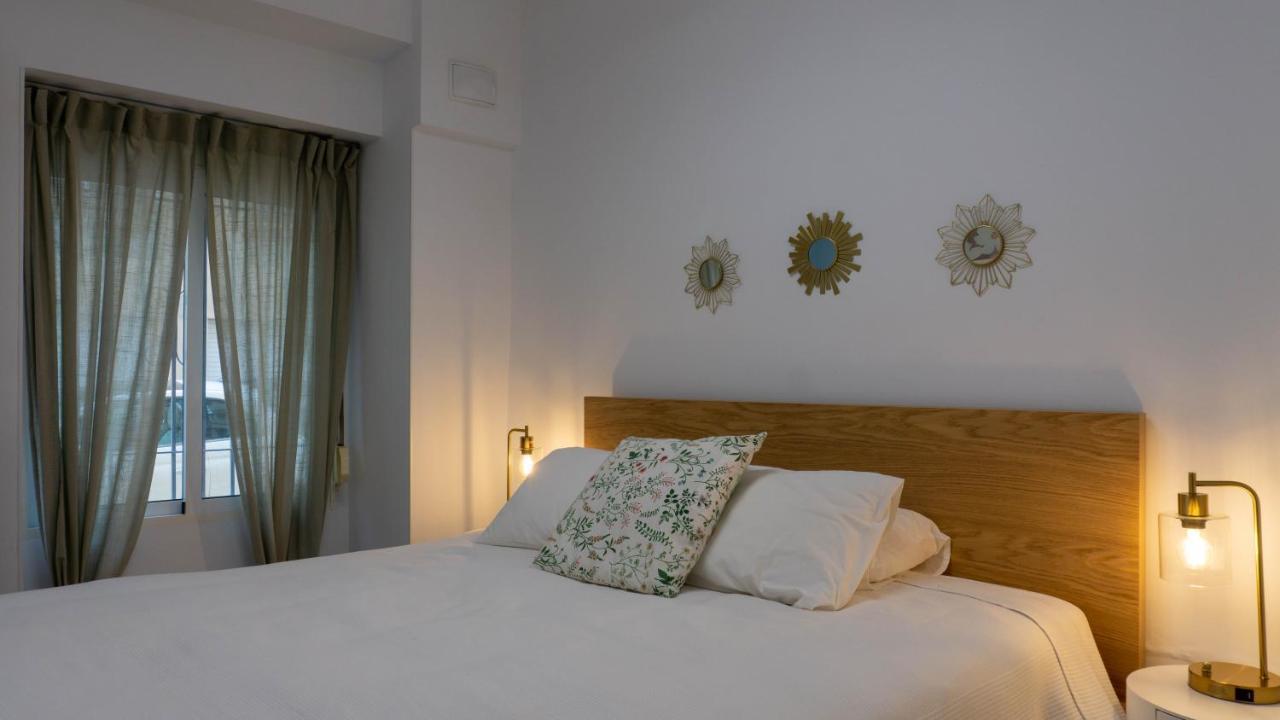 Apartment Caleta Beach Malaga Málaga Exterior foto