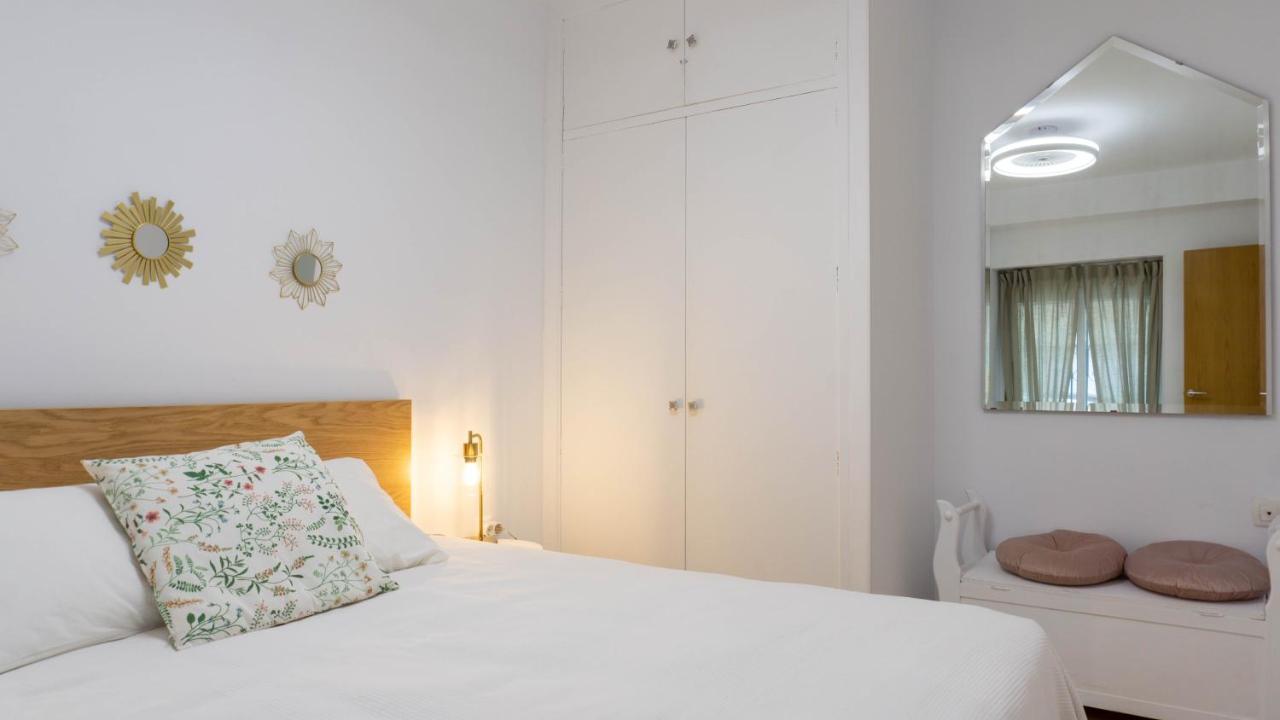 Apartment Caleta Beach Malaga Málaga Exterior foto